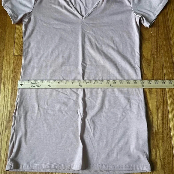 Light pink T-shirt dress - Picture 2 of 3